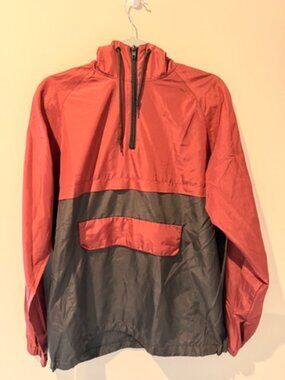 Zine Two-Tone Quarter-Zip Windbreaker Anorak Jacket – Burgundy & Black (Medium)